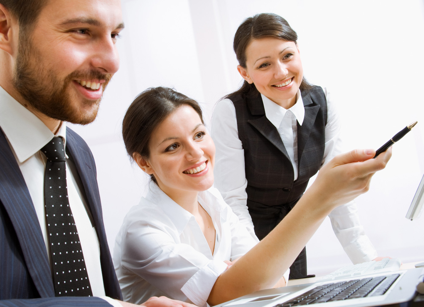  Contratamos personal de cualquier nivel en tecnología de información IT